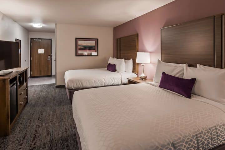 Room 4 of 26