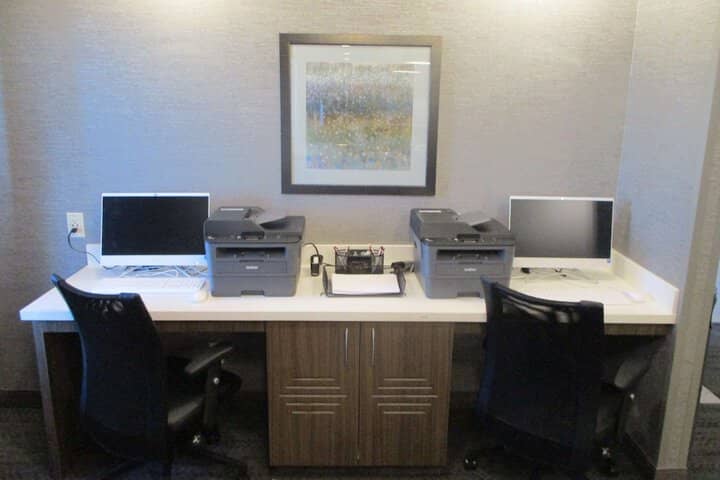 Business Center 25 of 26