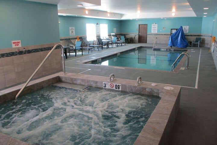 Pool 18 of 26