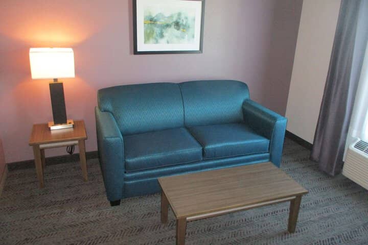 Room 15 of 26